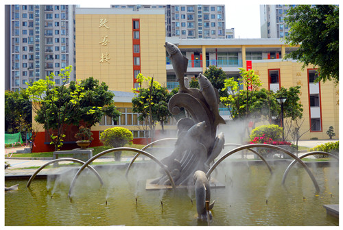 学生园地(组图).jpg