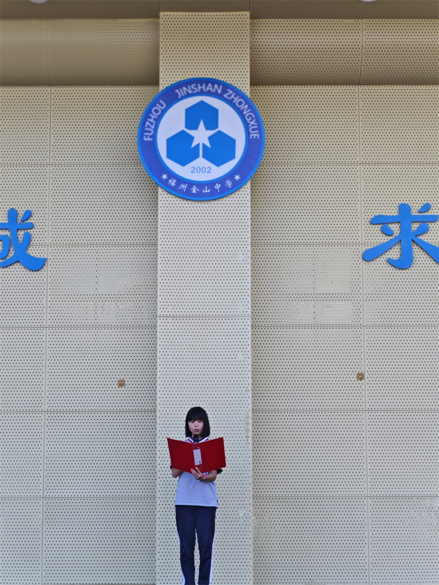 5fe9afa51d08ce24483caded40ea730.jpg