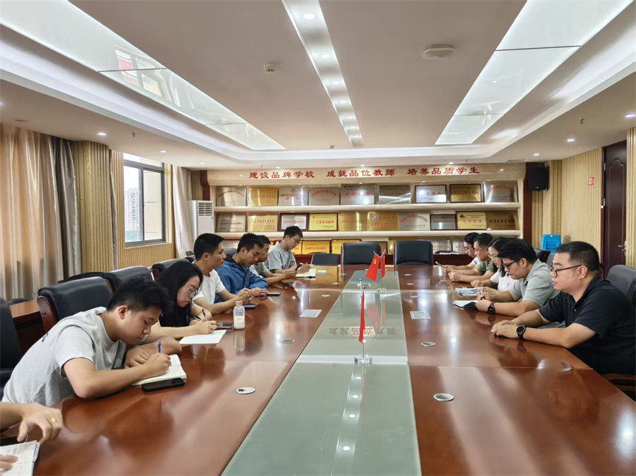 图片 1.jpg 图片 1.jpg